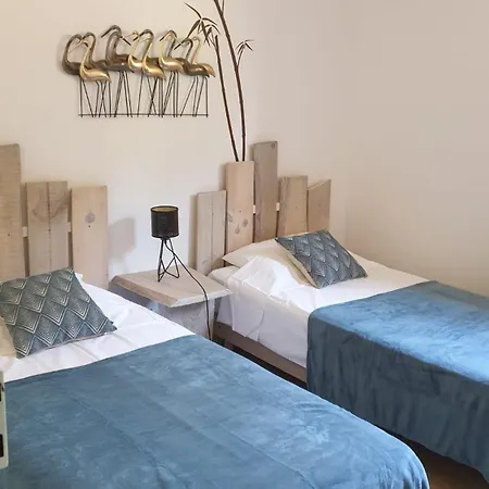 Tatil Evi Maison Pour 8 Personnes Sur Grand Terrain Arbore Soustons